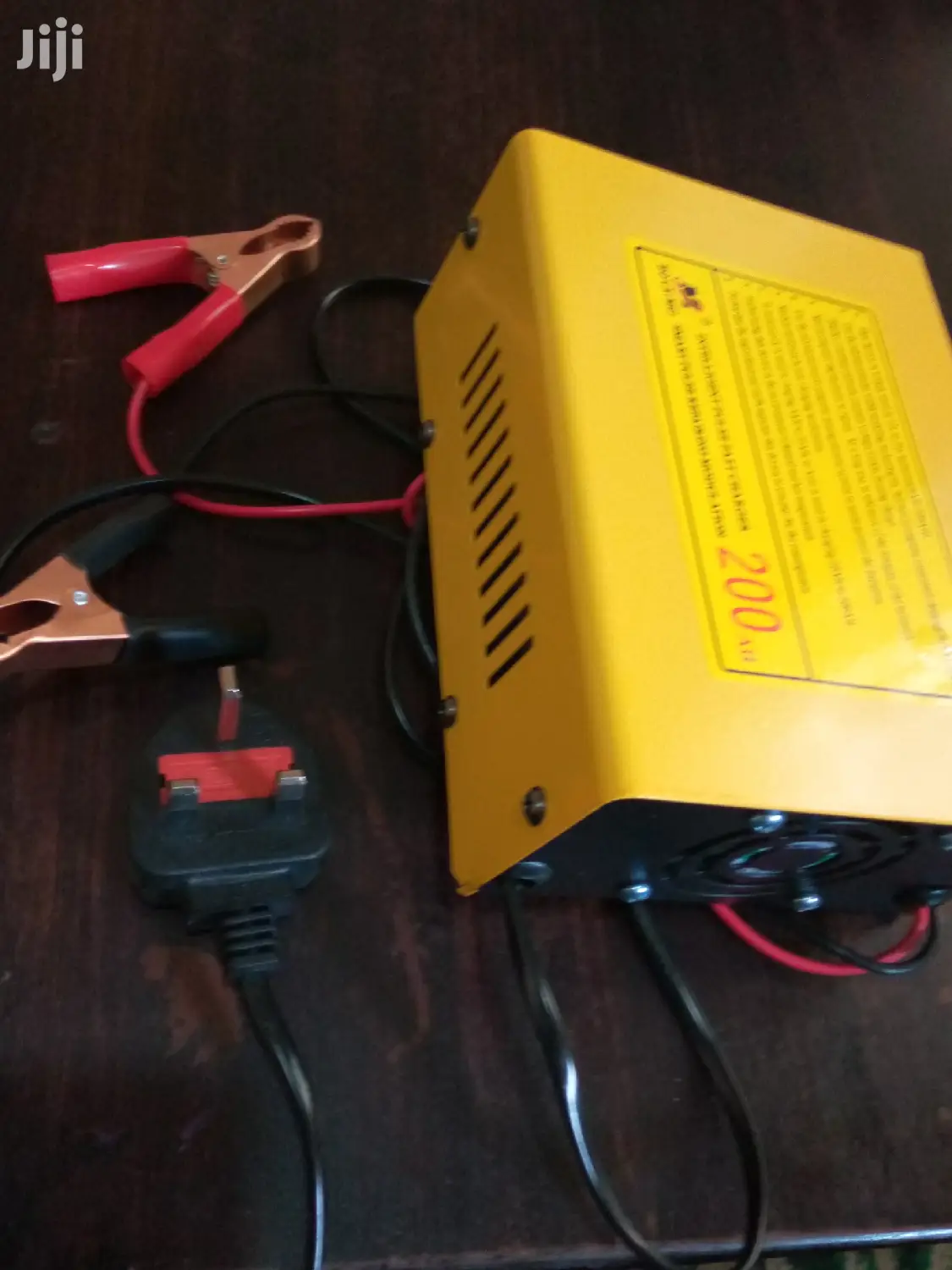 Battery Fast Charger