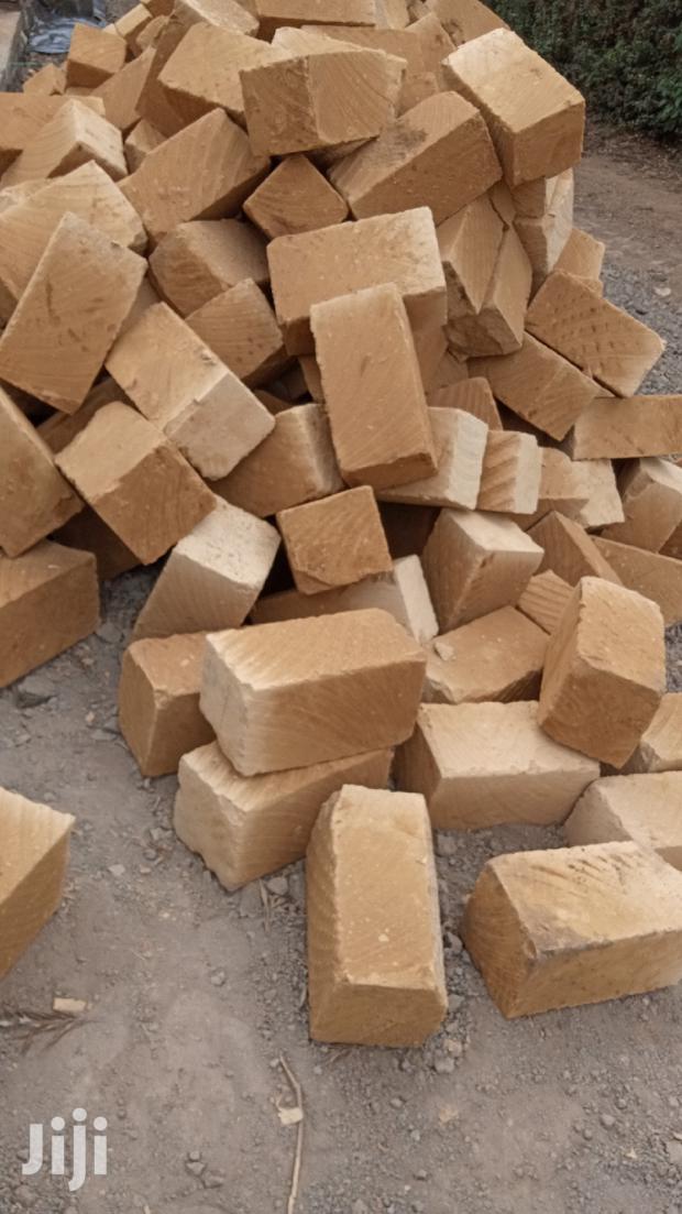 Yellow Stones(Machine Cut)