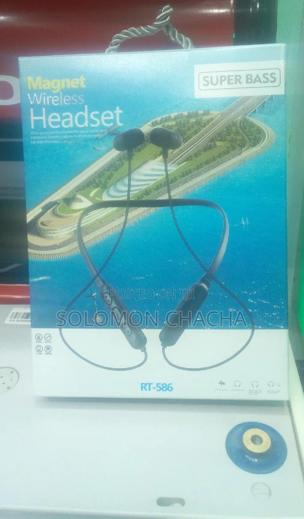Super Bass Wireless Headset Magnet - thumbnail 2
