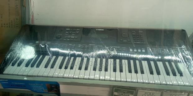 YAMAHA Psr E463 Keyboard - thumbnail 2