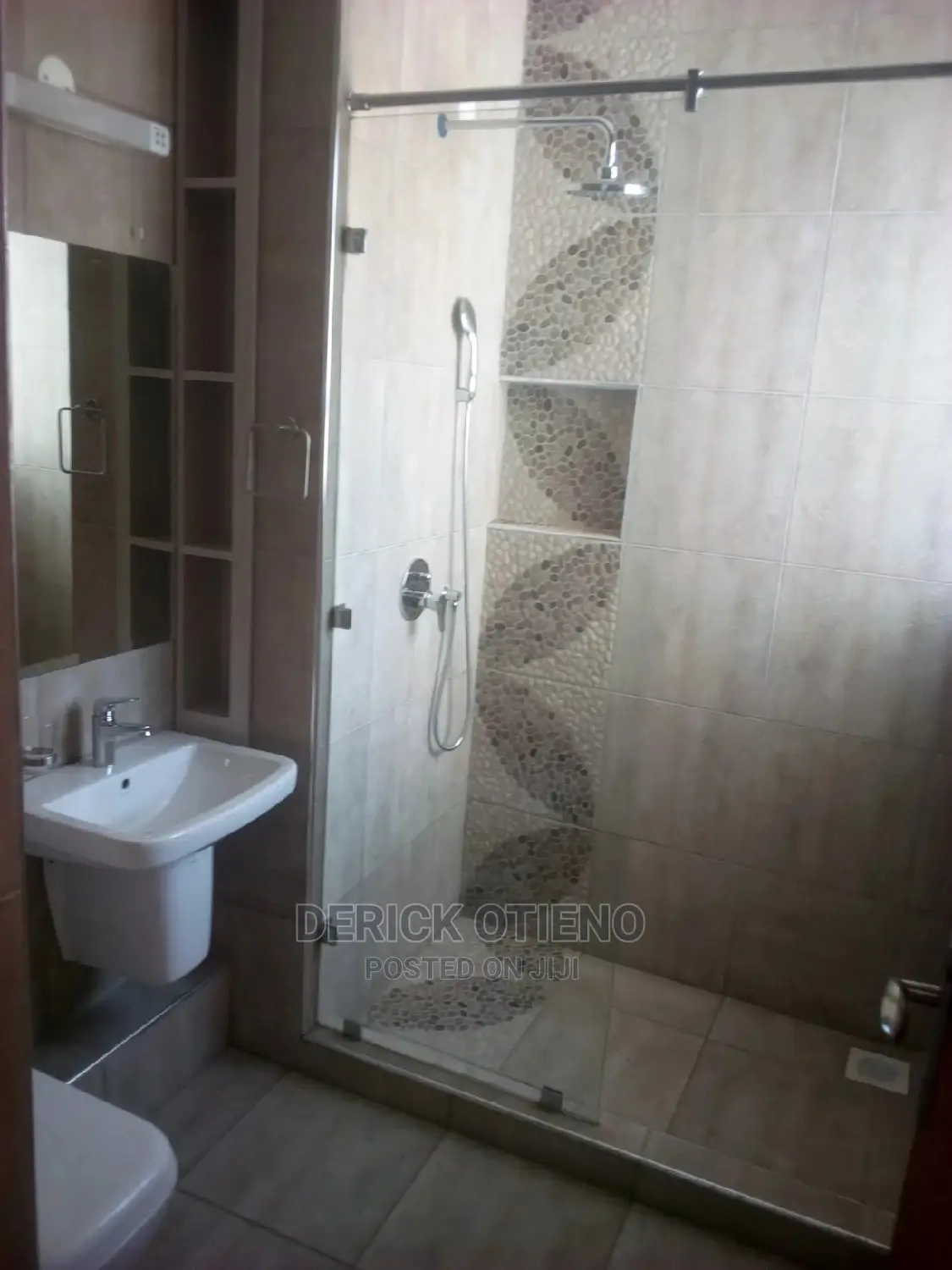 Two Bedroom To Let Along Ngong Road