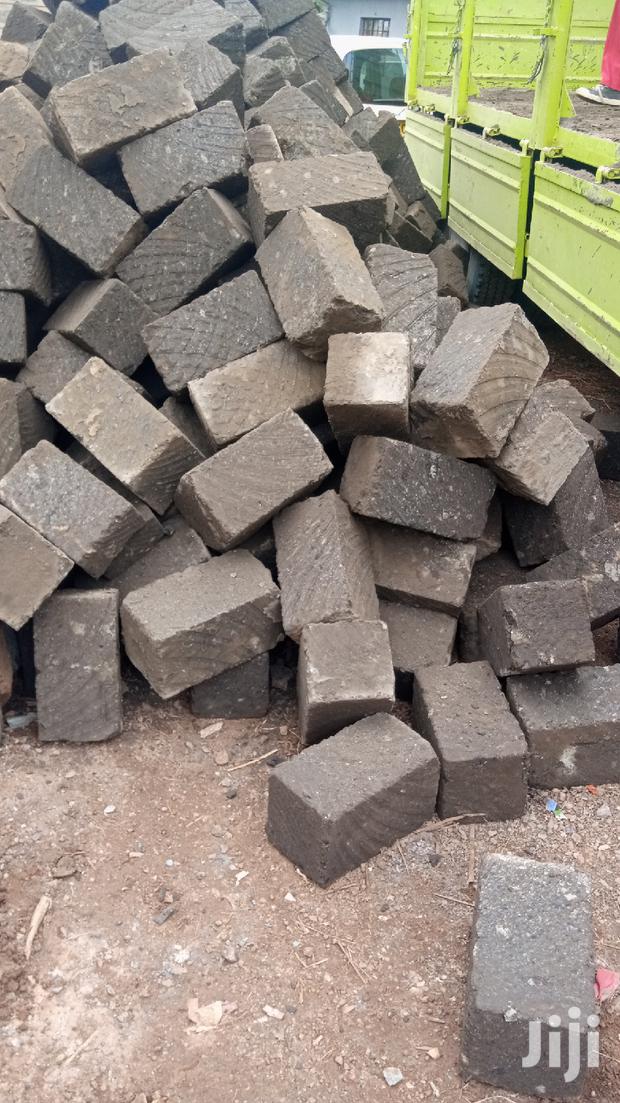 Grade 1,Quality Machine Cut Stones - thumbnail 3