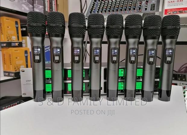Shure 8 In 1 Wireless Microphone - main view