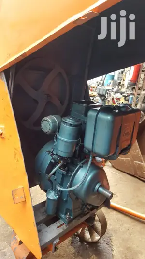 For Hire: Concrete Mixer + Concrete Vibrator