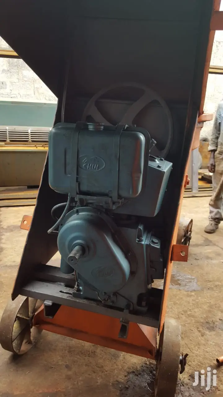 For Hire: Concrete Mixer + Concrete Vibrator