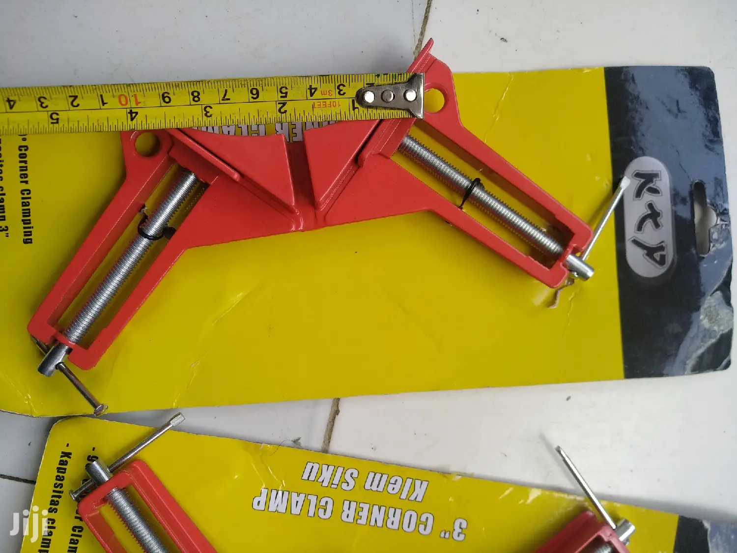 3" Woodworking 90° Angle Clamp