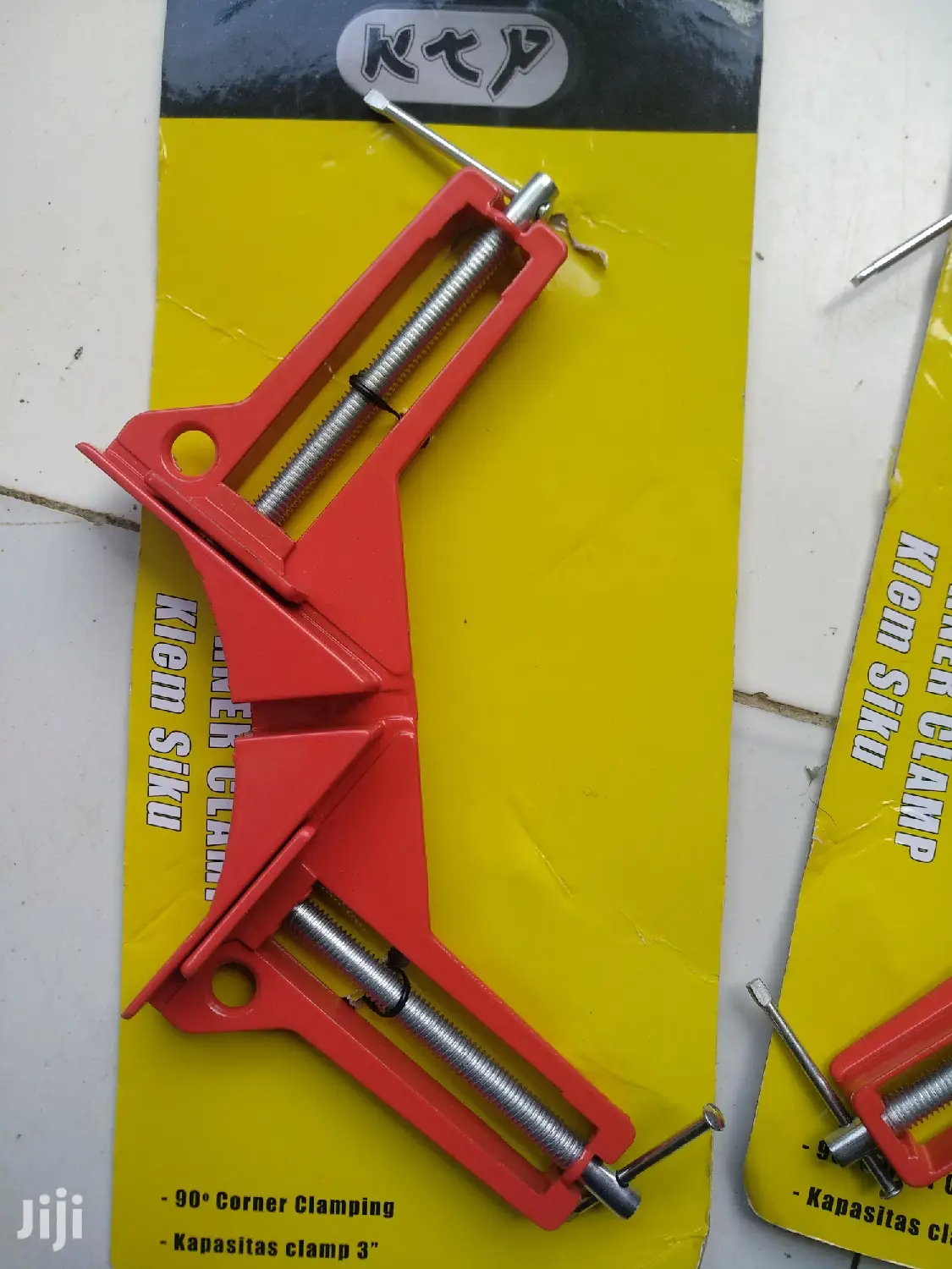 3" Woodworking 90° Angle Clamp