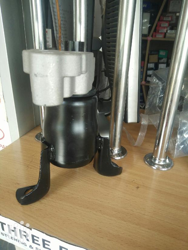 Mazda Demio Right Engine Mount - main view