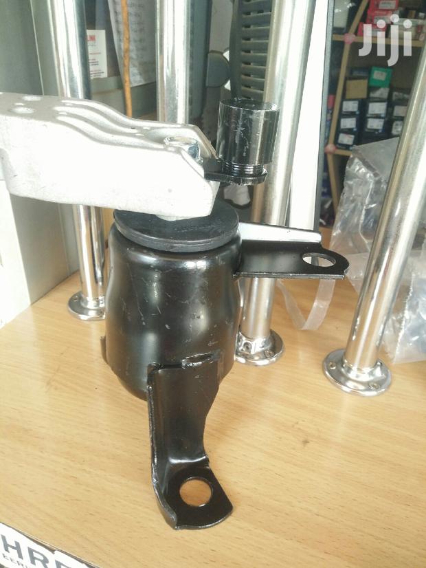 Mazda Demio Right Engine Mount - thumbnail 4