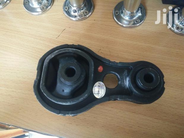 Mazda Demio Rear Engine Mount - thumbnail 2