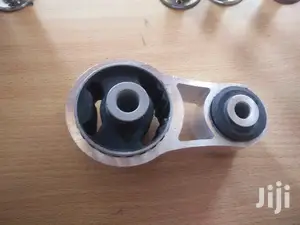 Mazda CX7 Rear Engine Mount