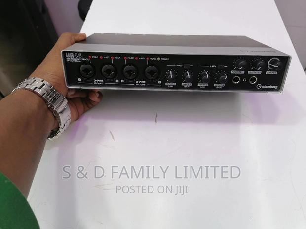 Steinberg UR44 - main view