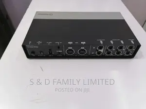 Steinberg UR44