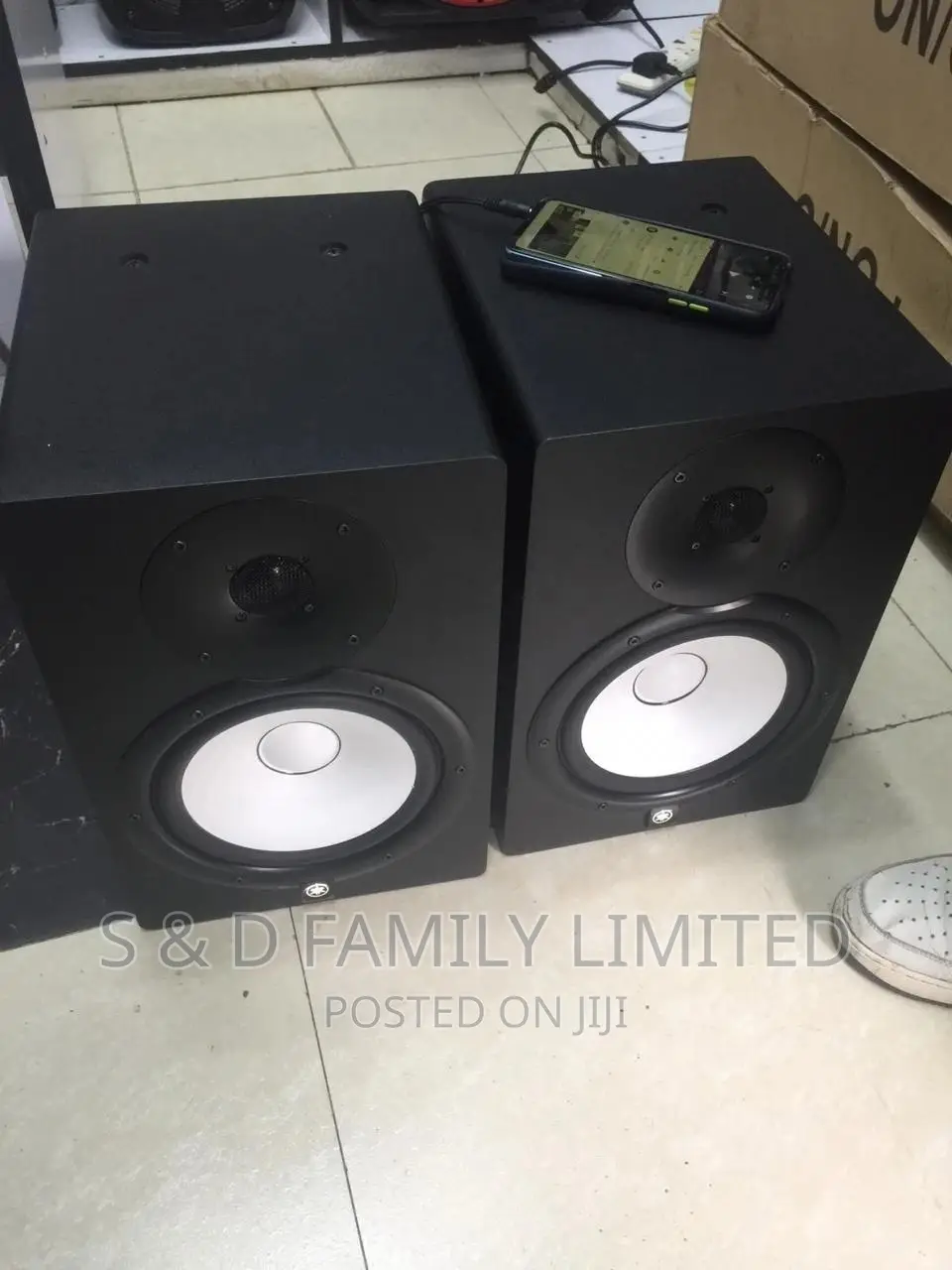 Yamaha HS8 Studio Monitors