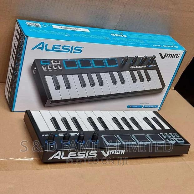Alesis 25 Keys Midi Keyboard - main view