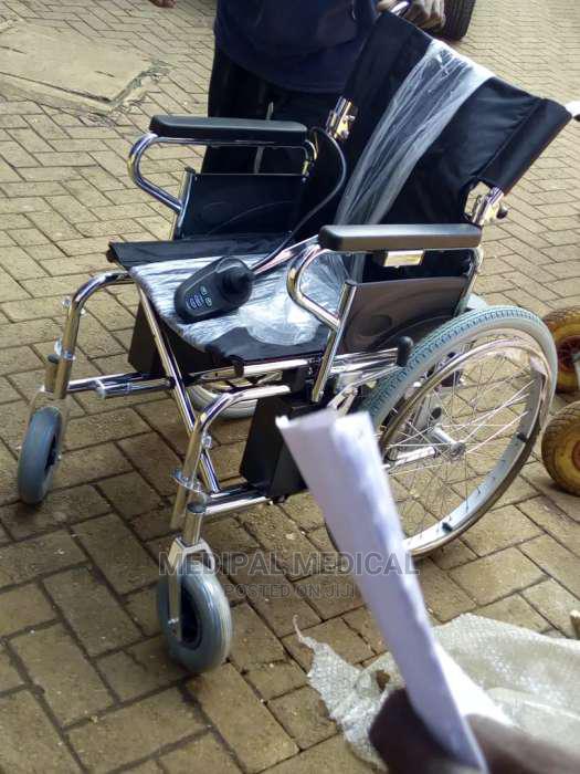 Electric Wheelchair - thumbnail 4