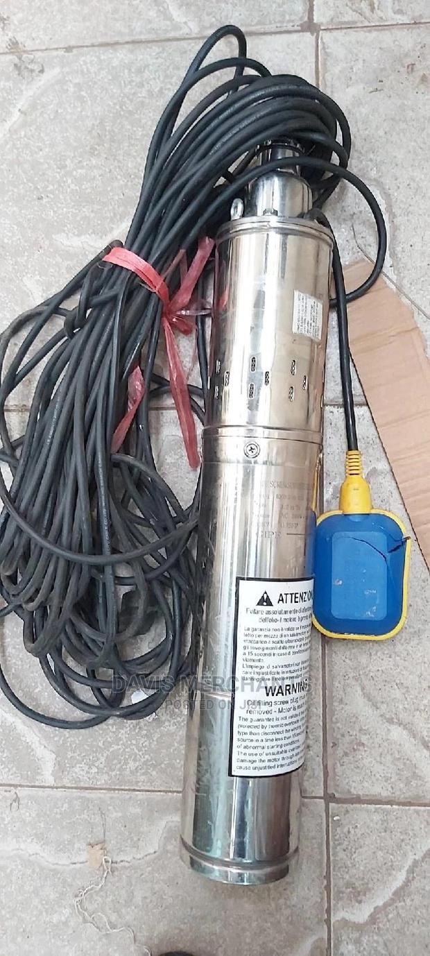 0.75 HP Submersible Water Pump With Build In Control Switch