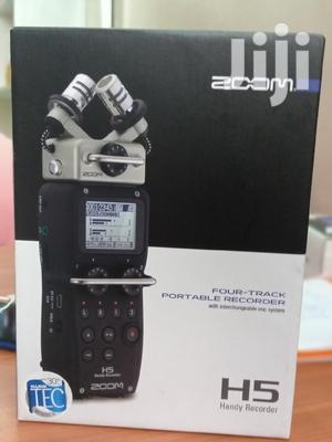 Zoom H5 Handy Recorder Brand New and Sealed in a Shop