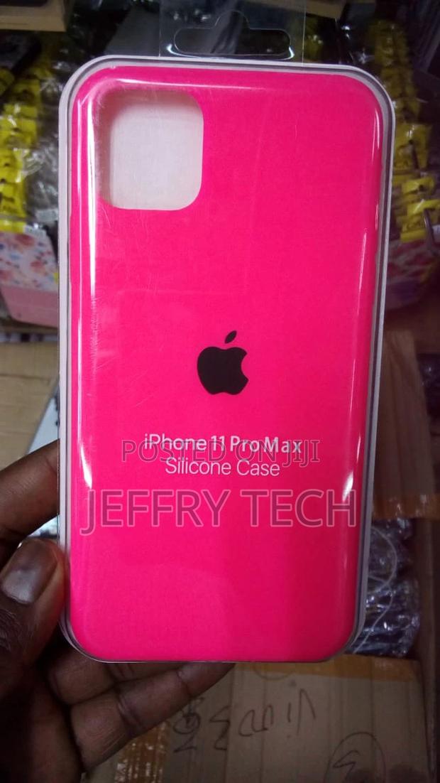 iPhone 11 Pro Max Silicone Case - main view
