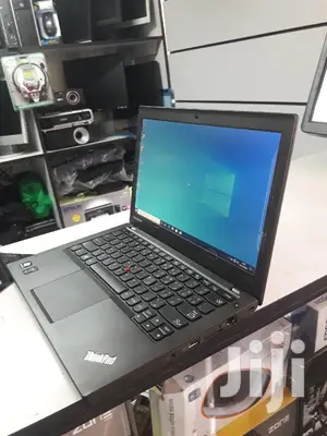 Laptop Lenovo ThinkPad X240 4GB Intel Core I5 HDD 500GB