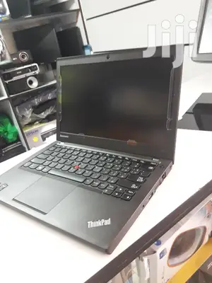 Laptop Lenovo ThinkPad X240 4GB Intel Core I5 HDD 500GB