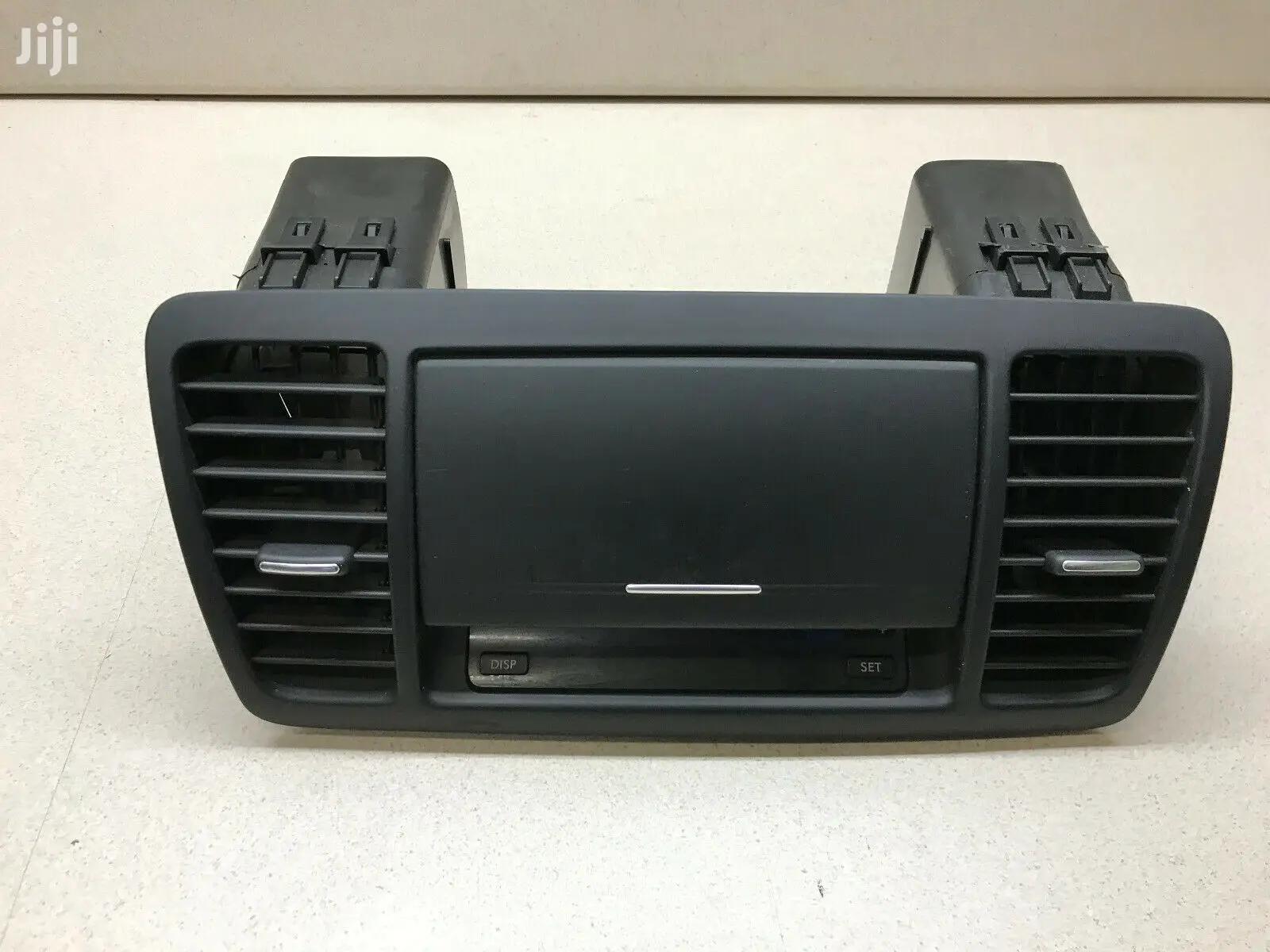 Subaru Legacy/Outback: Yr2005+ Dash Vent With Storage Pocket