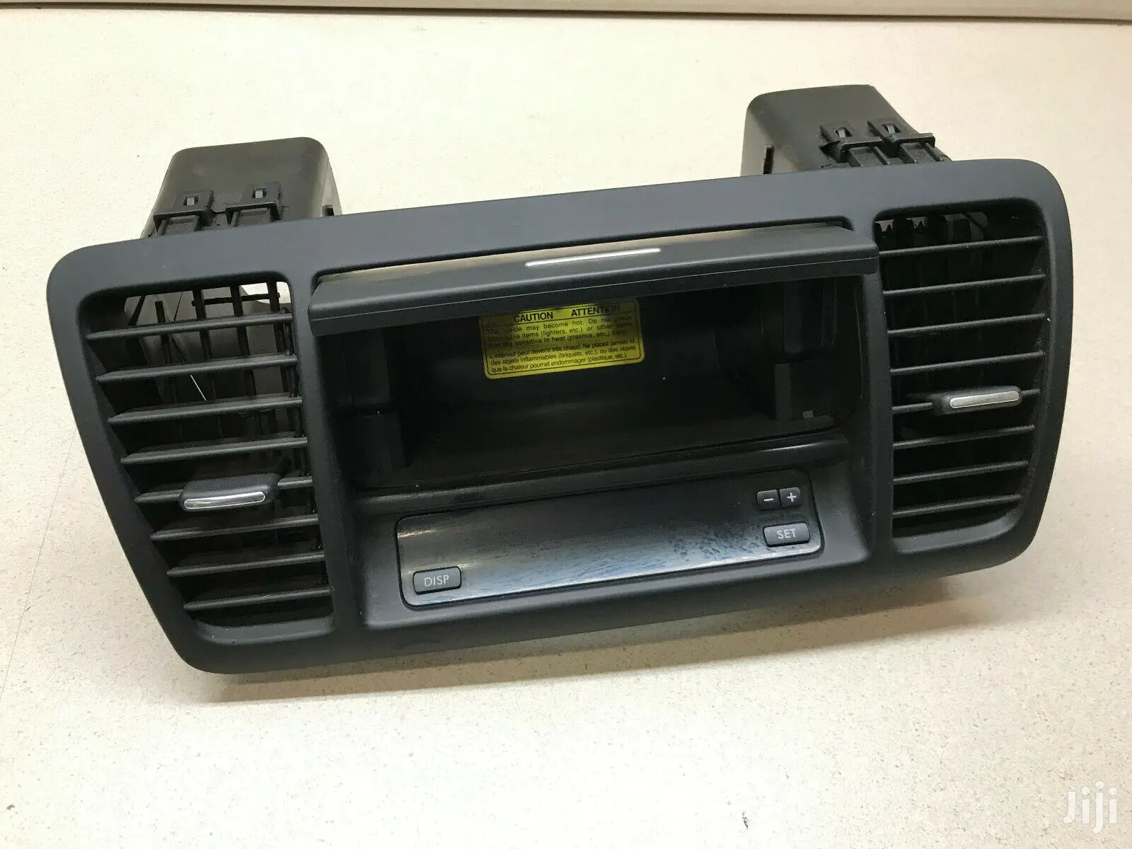 Subaru Legacy/Outback: Yr2005+ Dash Vent With Storage Pocket