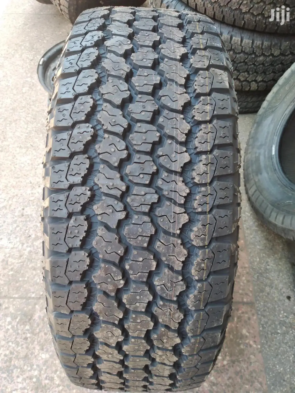 Goodyear Tires 265/70r16 Radial Tubeless.