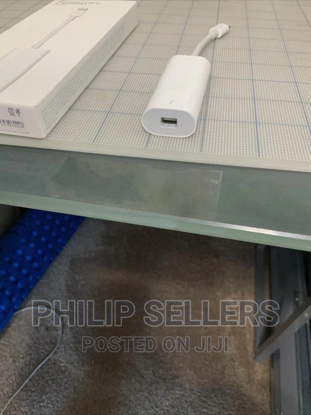 3 Usb-c To Thunderbolt 2 Adapter - thumbnail 3