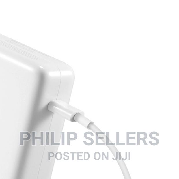 Apple USB-C Charge Cable (2m) - thumbnail 2