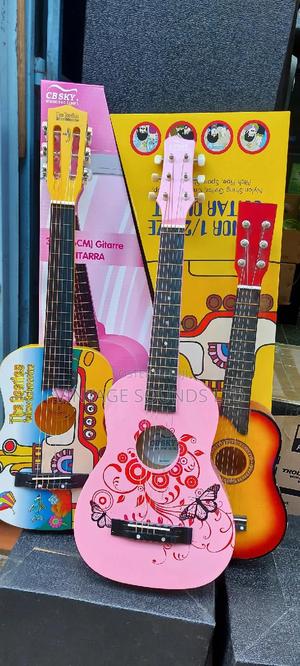 Half Acoustic Box Guitars - thumbnail 2