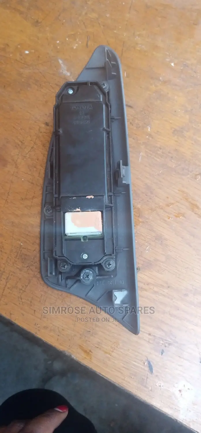 Door Control Unit/Switch For Lexus