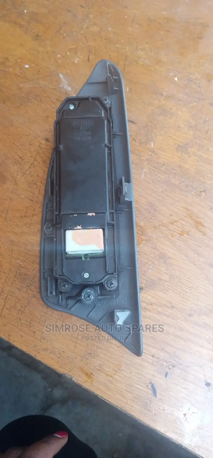 Door Control Unit/Switch For Lexus