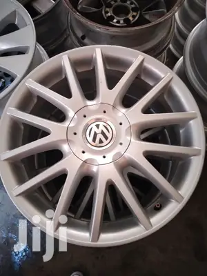 Volkswagen Original Rims Size 17 Inch Set.