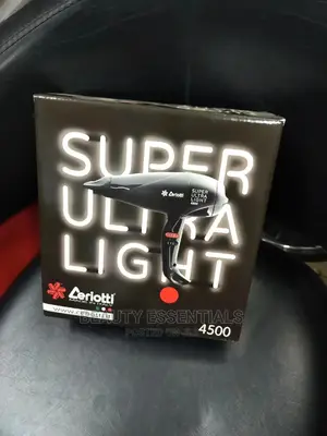 Super Utra Light Blowdryer
