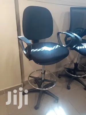 Cashier Chair