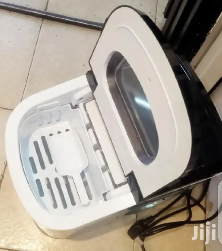 Super Ice Cube Maker Machine