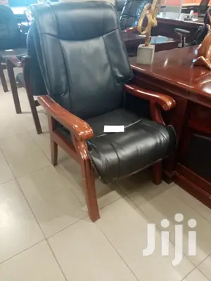 High End Waiting Seat