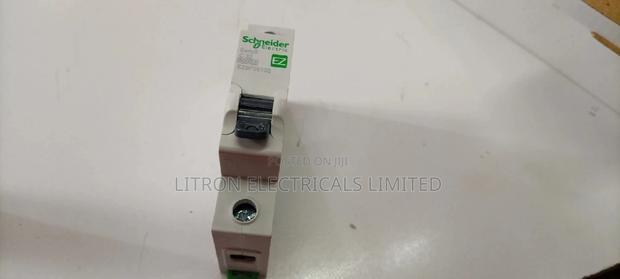 Miniature Circuit Breakers - thumbnail 3