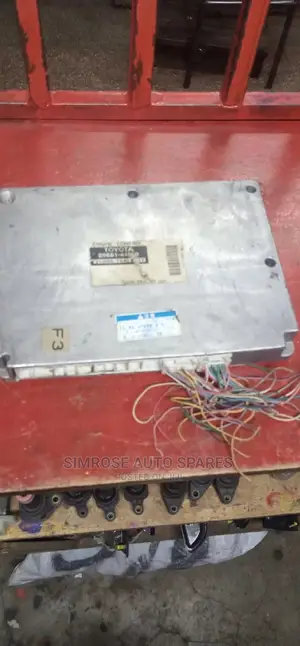 Computer Box/Control Box/Ecu For Toyota Voxy,Noah,Rav4