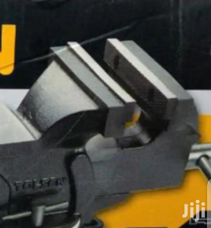 Superior Power Bench Vice 4"