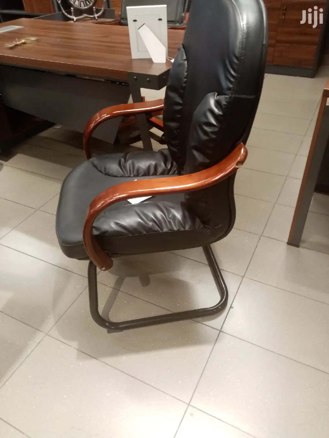 Visitors Chair