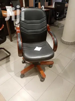 Executive Office Seat