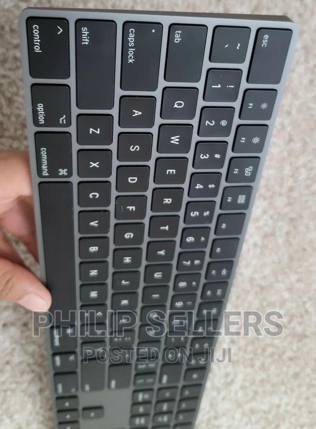 Apple Wireless Magic Keyboard With Numeric Keypad A1843 - thumbnail 4