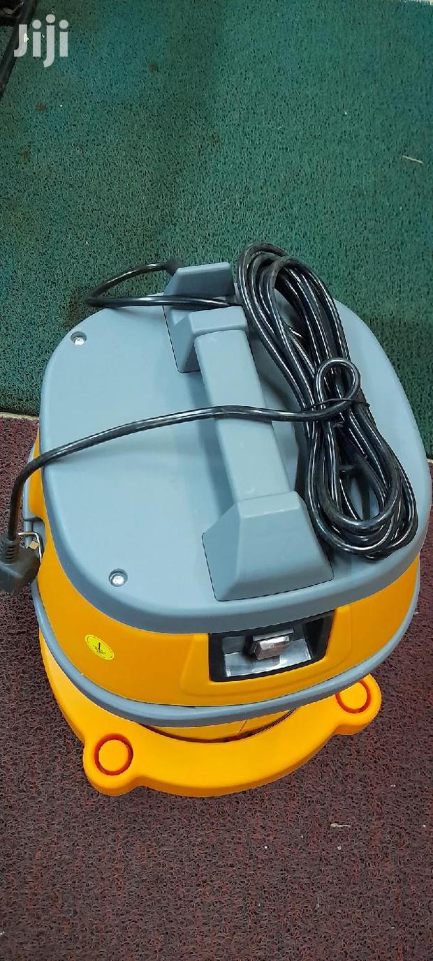 Lenhard Germany Vacuum Cleaner 20liters Yellow-gray