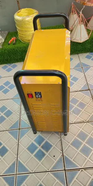 Solar Generator AC Current Out Put