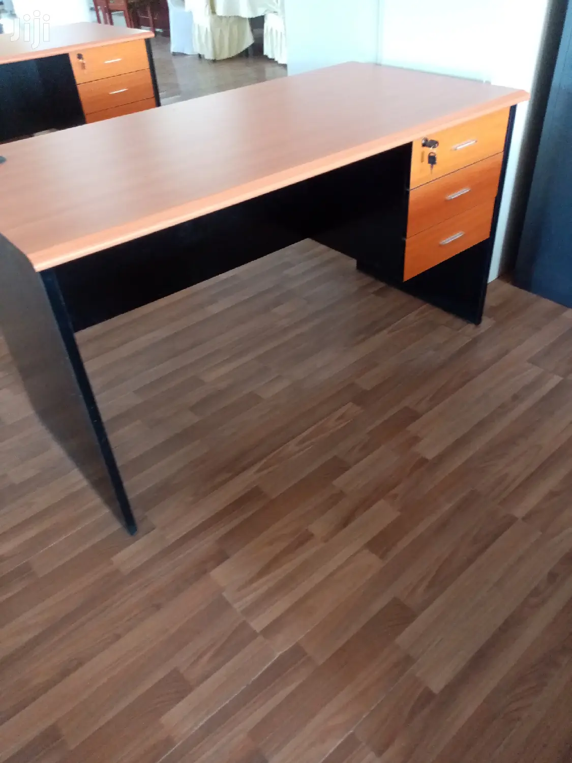 1.6m Office Desk