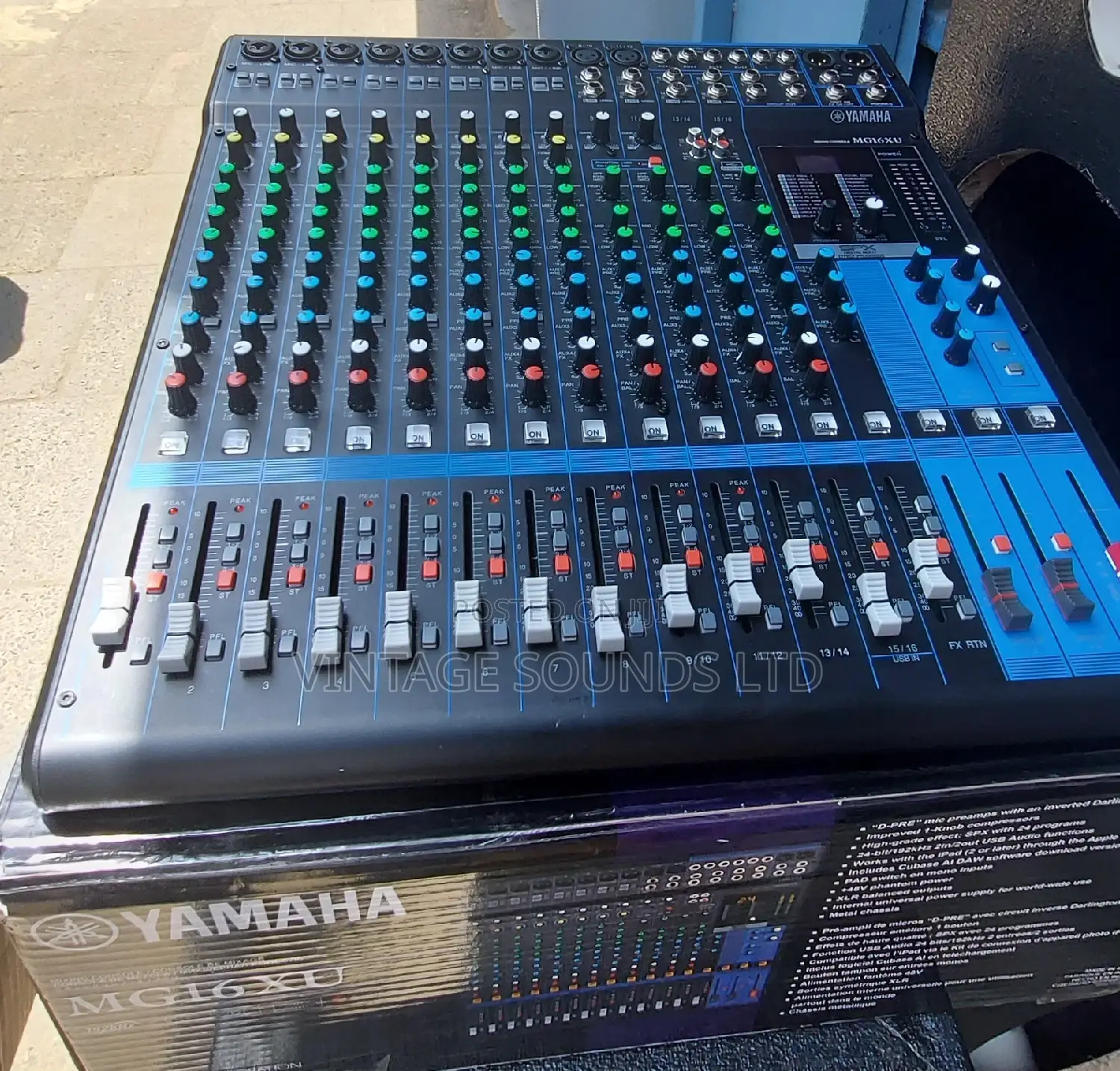 Yamaha Live Mixer Console Mg16xu