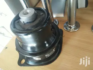 Honda Fit Right Engine Mount