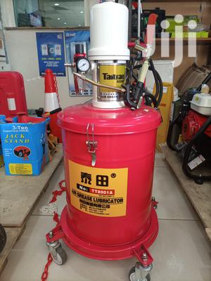 Pneumatic Grease Pump - thumbnail 2